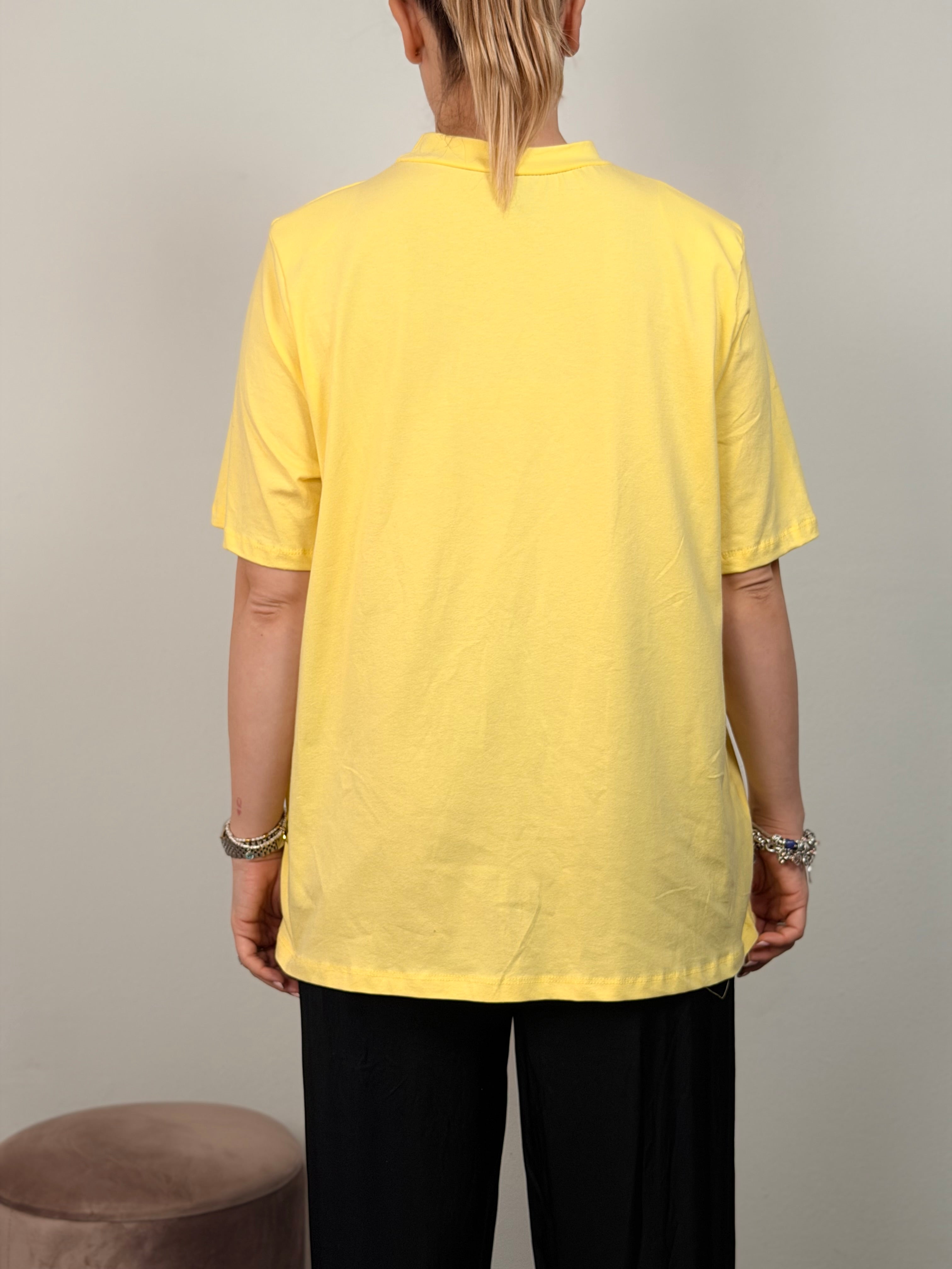 T-SHIRT OVER SPALLINE GIALLA