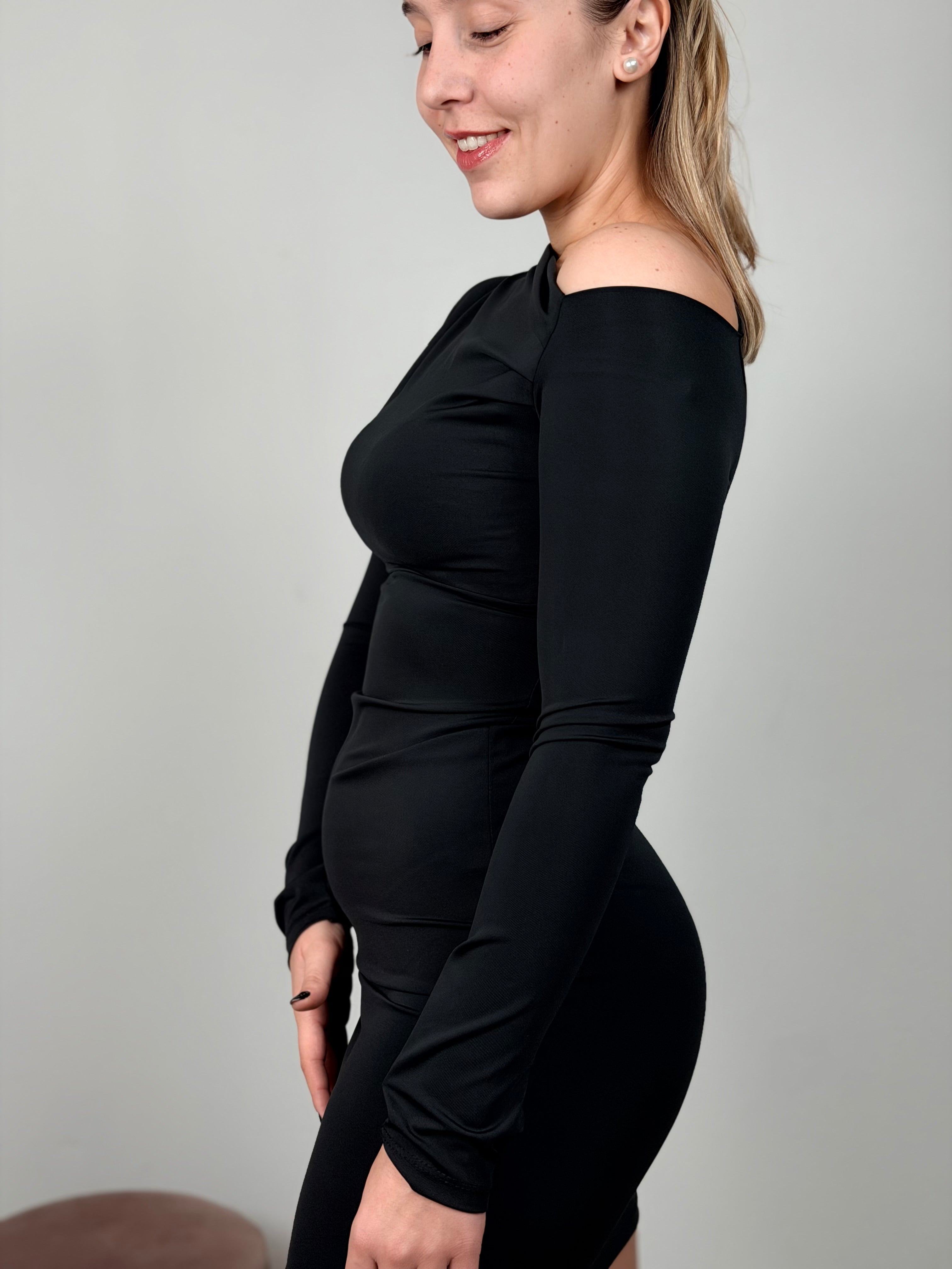 VESTITO ADERENTE NERO