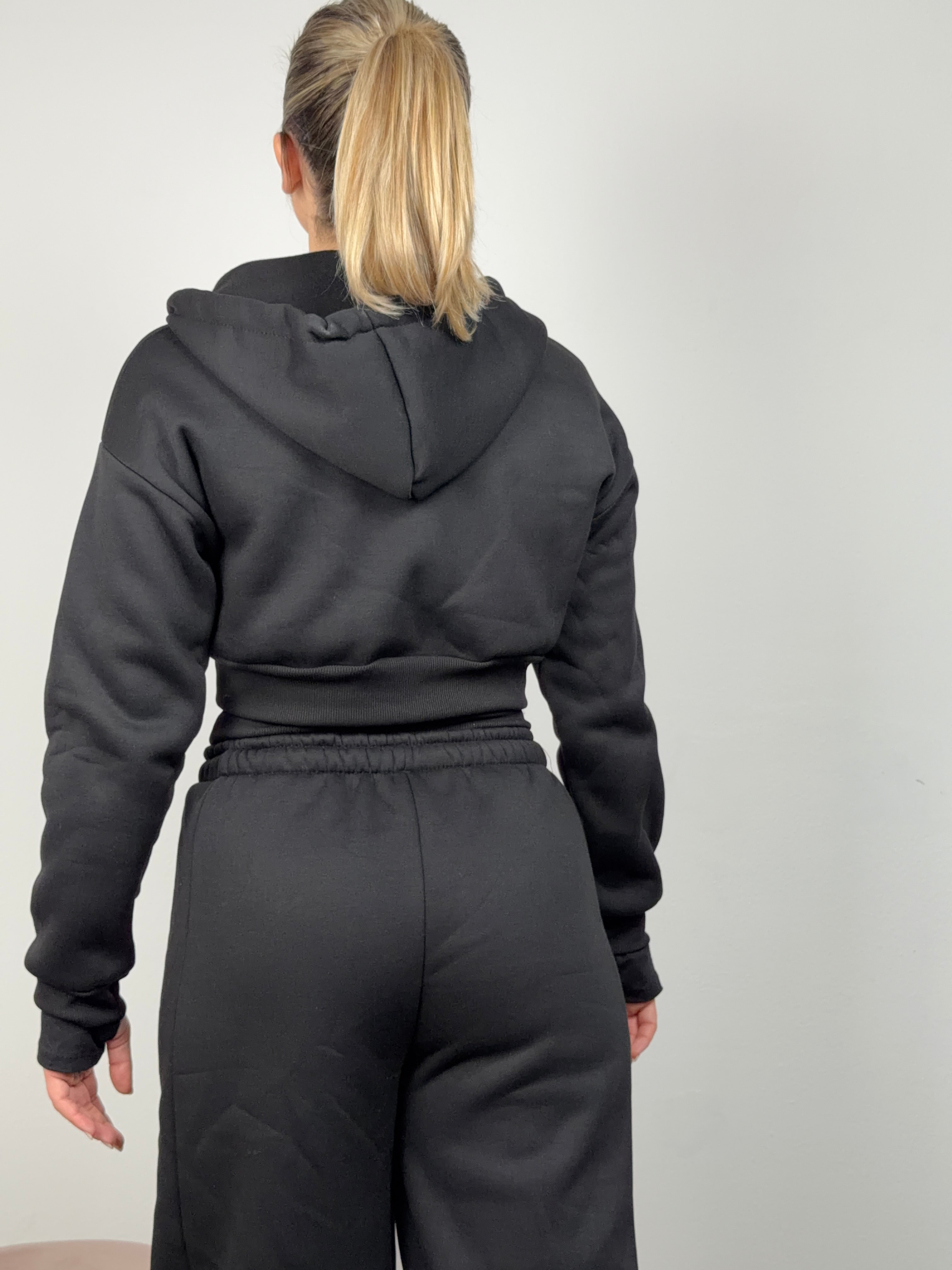 COORDINATO FELPATO NERO