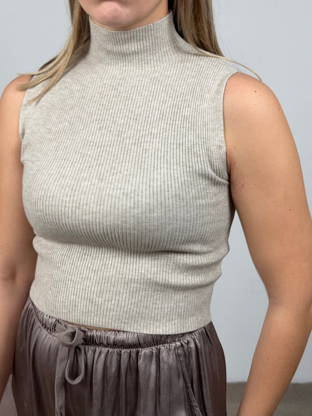 TOP BASIC BEIGE